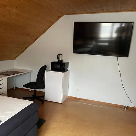 Grosse Haus Fuer Bis Zum 13 Leute Apartment *