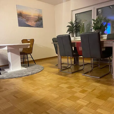 Apartment Grosse Haus Fuer Bis Zum 13 Leute *